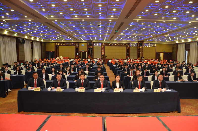 新思路裝飾2014年終總結暨表彰大會圓滿落幕